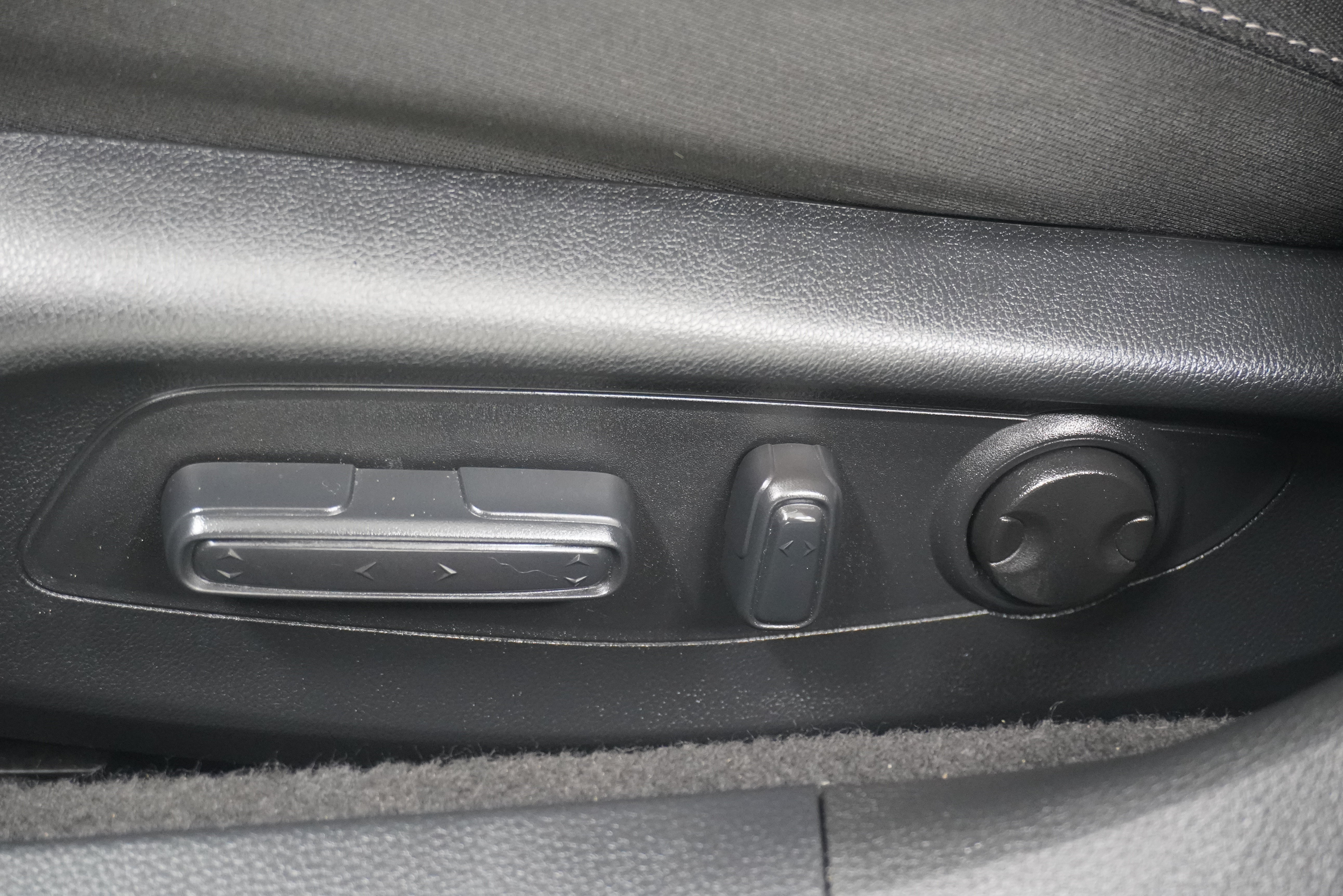 Used 2023 Honda Accord EX image 15