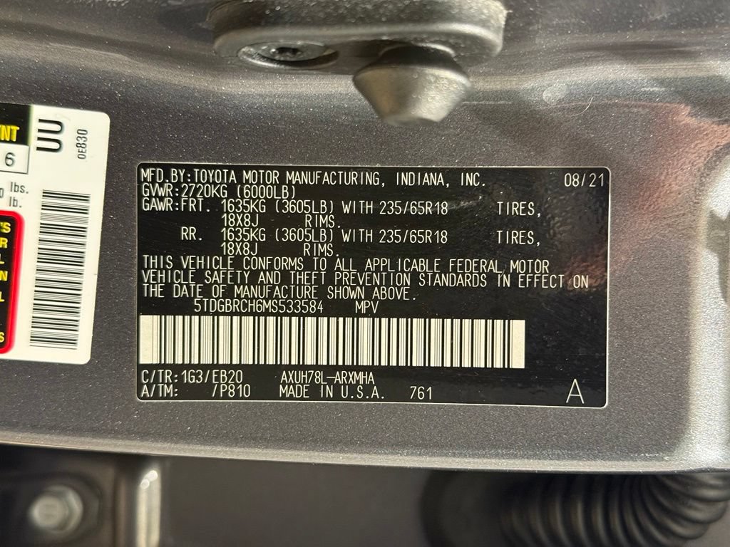 Used 2021 Toyota Highlander XLE AWD/4WD image 33