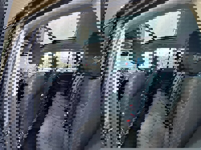 Used 2013 Volkswagen Tiguan S image 13