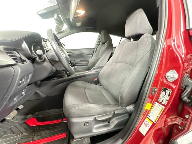 Used 2018 Toyota C-HR XLE FWD image 17