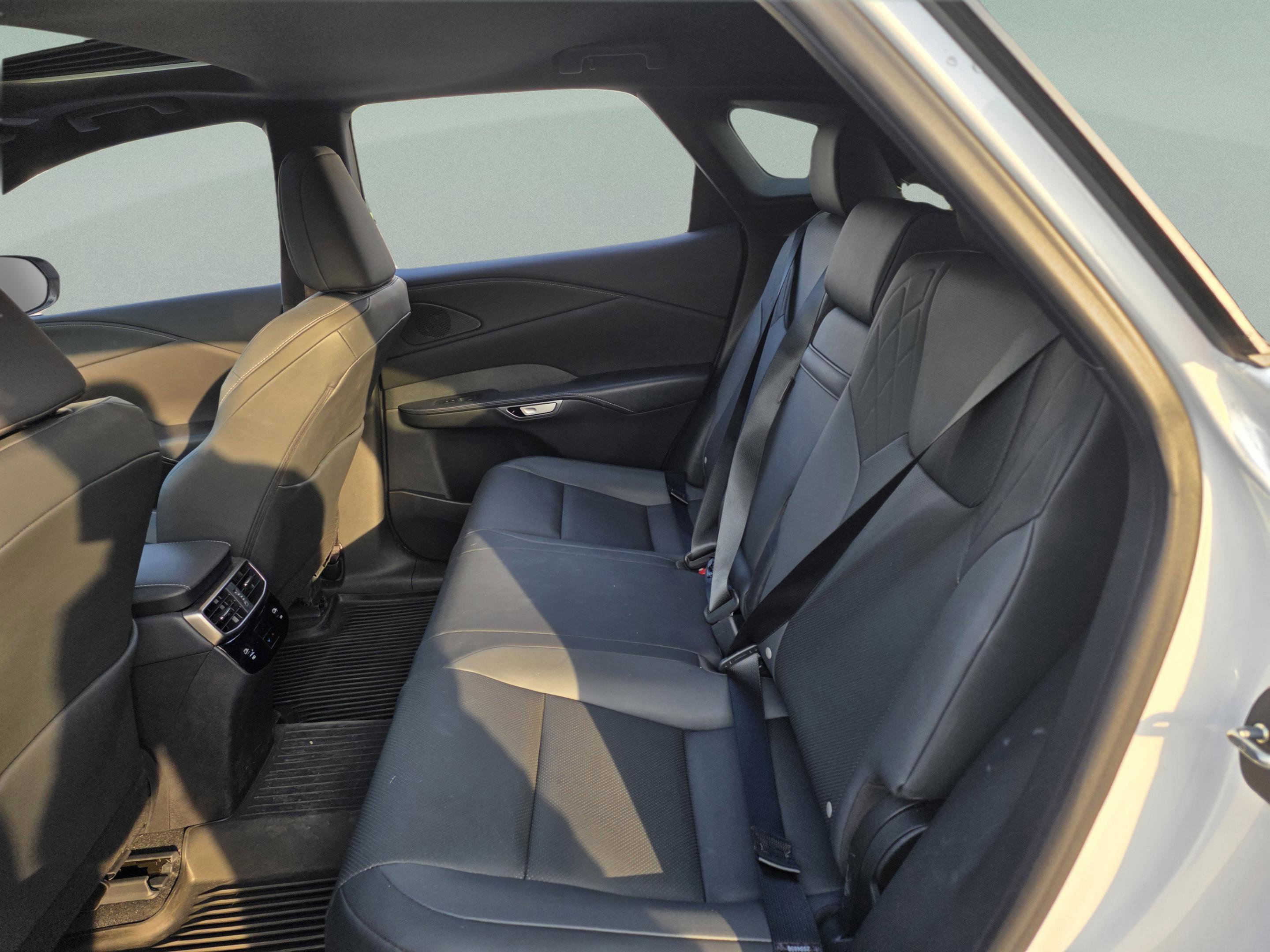 Used 2025 Lexus RX 350 Premium image 20