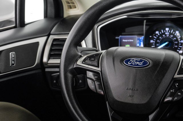 Used 2018 Ford Fusion S FWD image 17