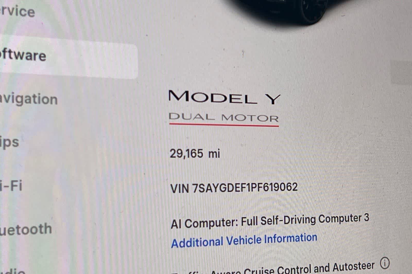 Used 2023 Tesla Model Y Performance AWD/4WD image 26