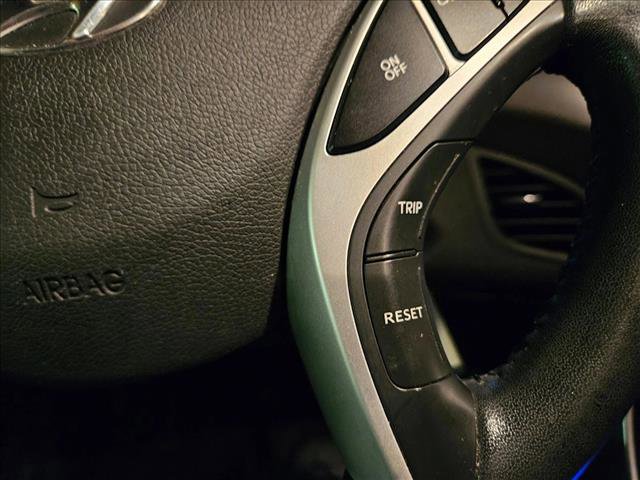 Used 2012 Hyundai Elantra Limited image 10