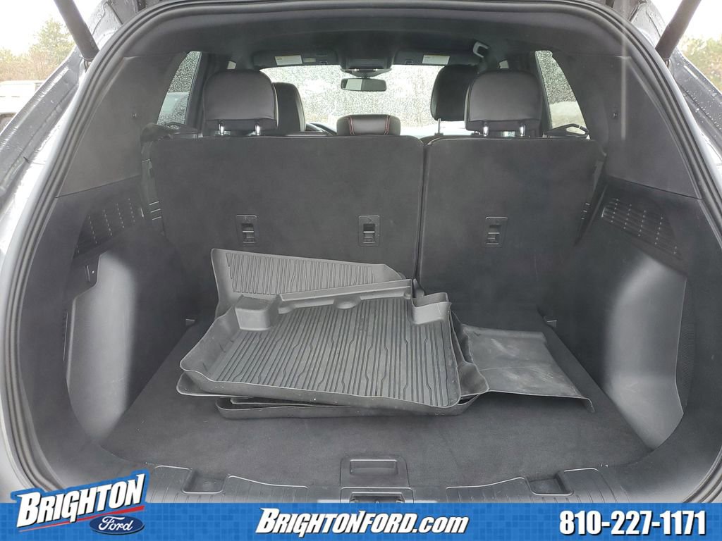 Used 2024 Ford Escape ST-Line Elite w/ Premium Technology Package image 8