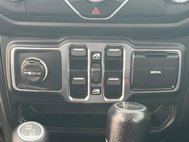 Used 2020 Jeep Gladiator Sport w/ Quick Order Package 24S image 26