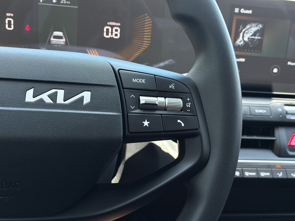 New 2026 Kia K4 FWD image 28