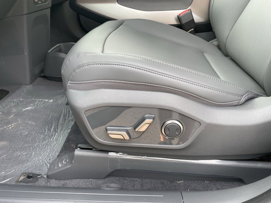 New 2026 Kia EV9 Light image 22