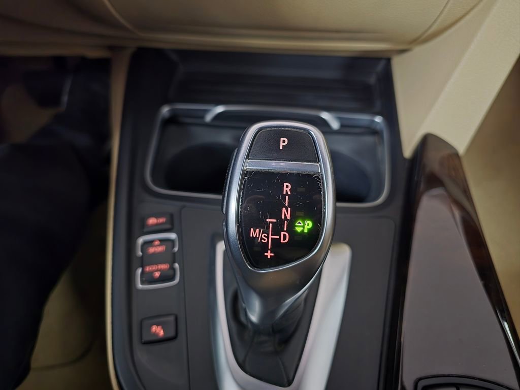 Used 2016 BMW 428i xDrive Convertible image 29