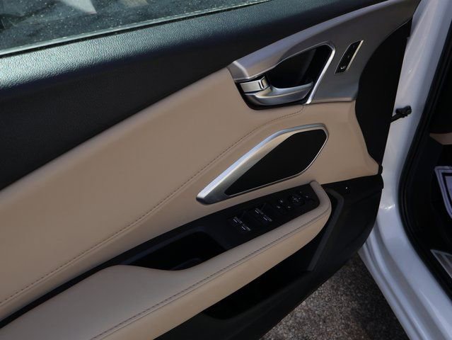 Used 2024 Acura RDX SH-AWD image 15