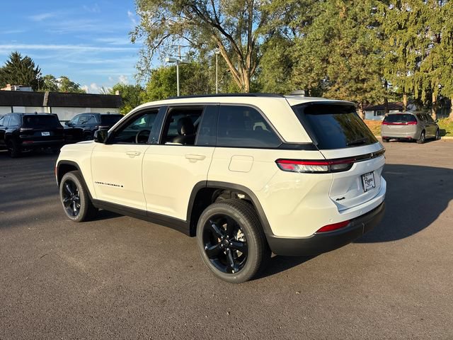 New 2027 Jeep Grand Cherokee Limited AWD/4WD image 4