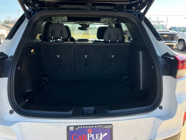 Used 2021 Chevrolet TrailBlazer RS w/ Sun and Liftgate Package image 23