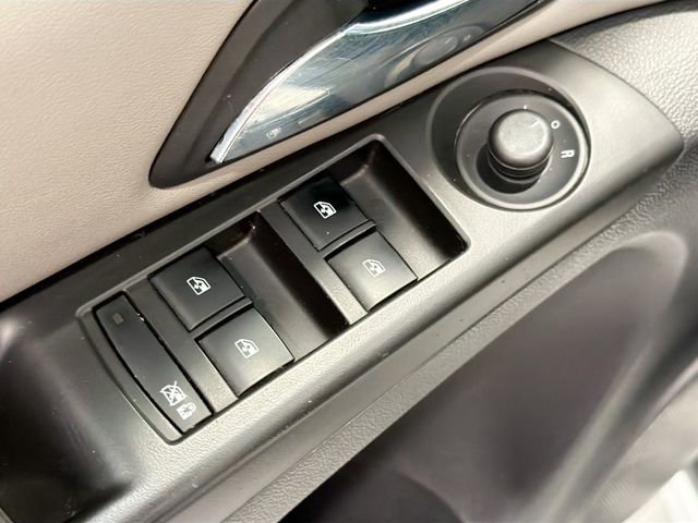 Used 2013 Chevrolet Cruze LS FWD image 15