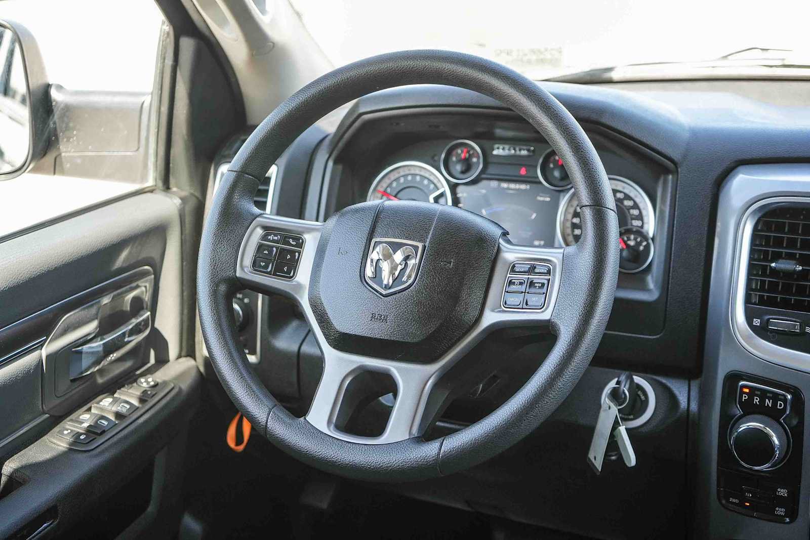 Used 2023 RAM 1500 Classic SLT w/ Trailer & Traction Group AWD/4WD image 15