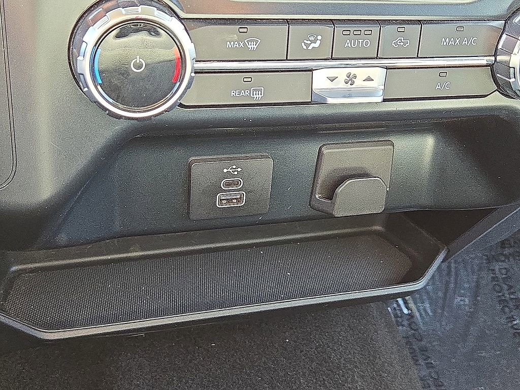 Used 2025 Ford F150 XLT w/ Equipment Group 301A Standard image 28