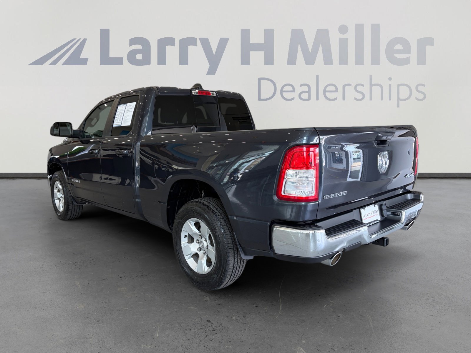 Used 2021 RAM 1500 Big Horn image 3