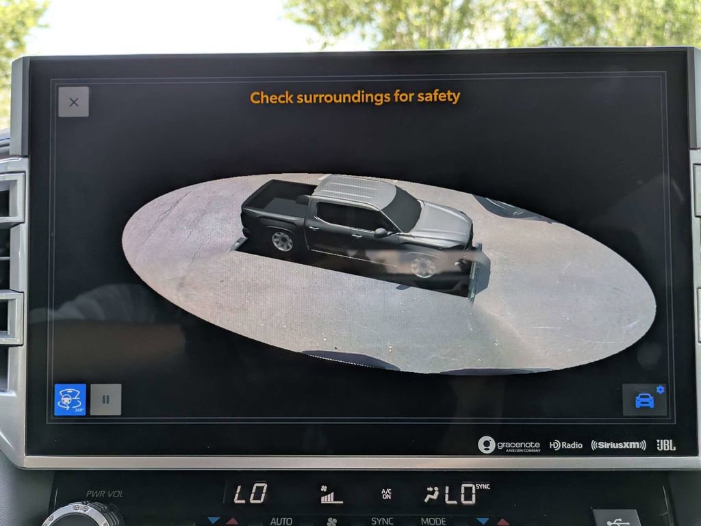 Used 2023 Toyota Tundra Platinum AWD/4WD image 26