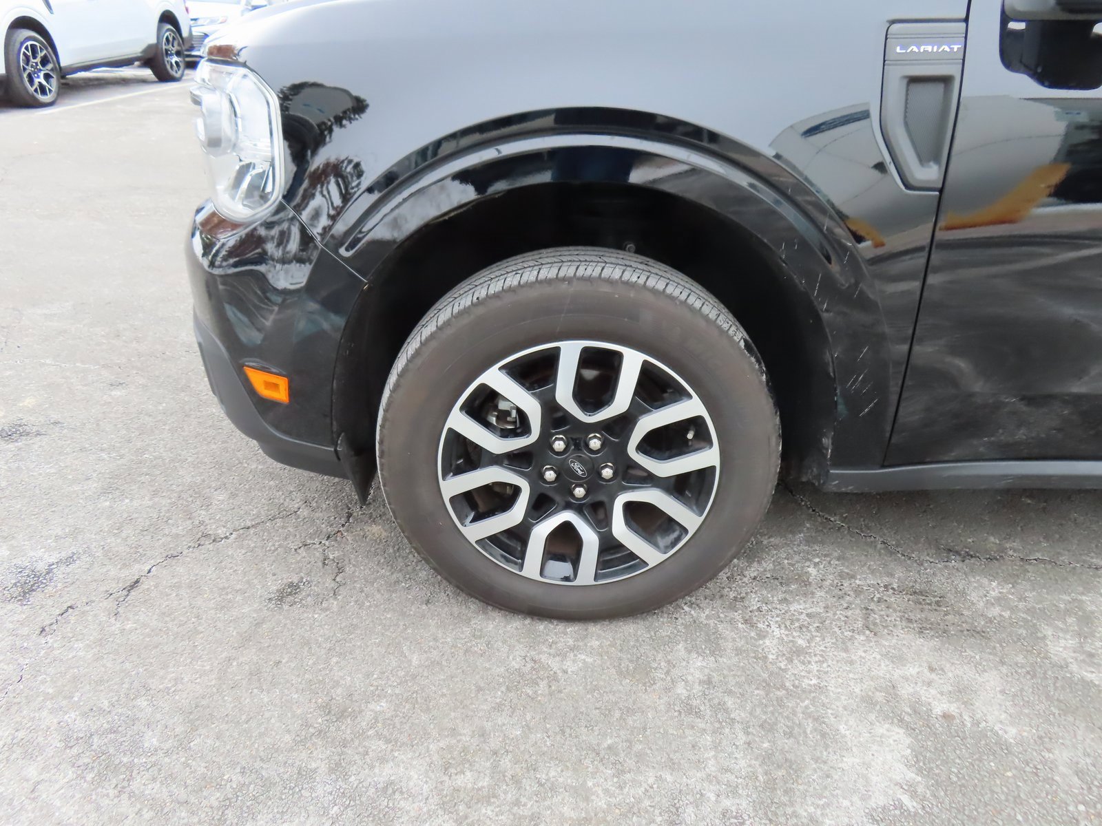 Used 2023 Ford Maverick Lariat image 13