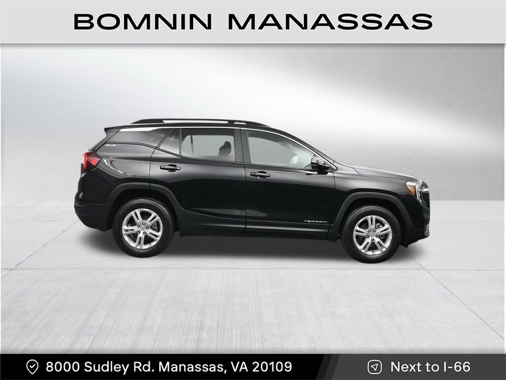 Used 2023 GMC Terrain SLE w/ Driver Convenience Package AWD/4WD image 6