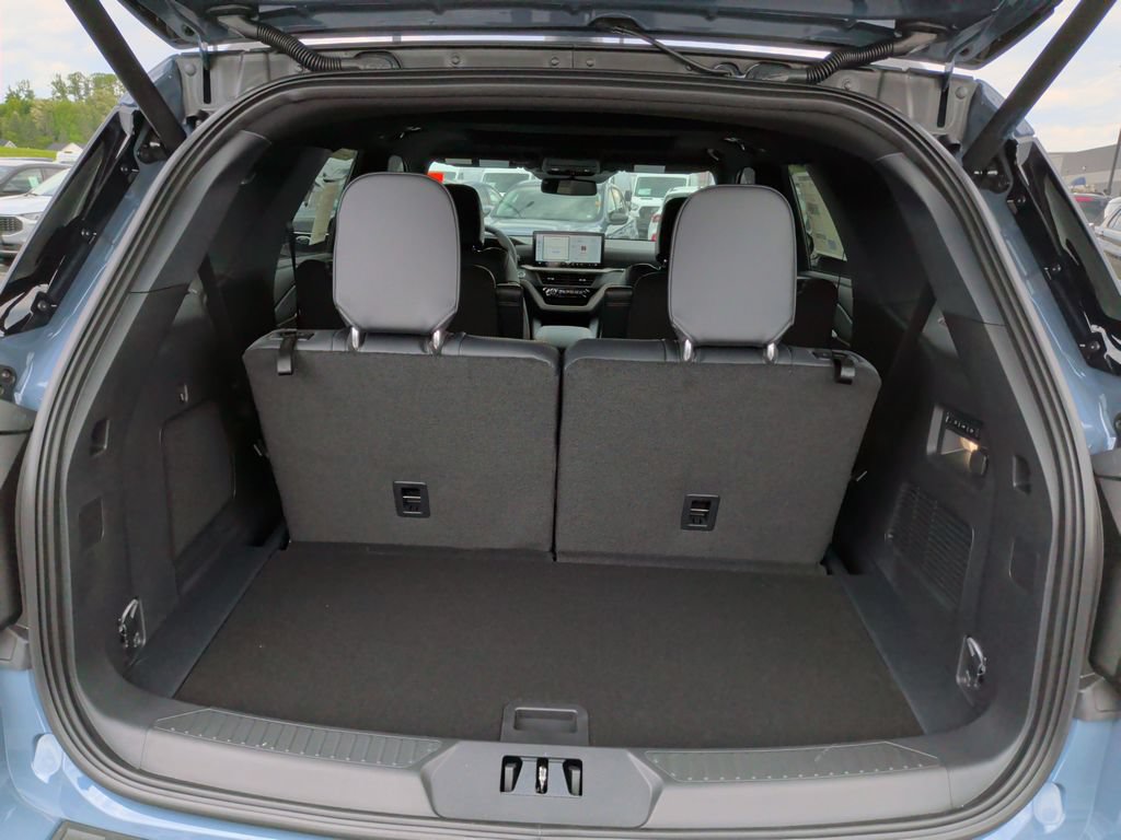 New 2026 Ford Explorer Tremor w/ Tremor Ultimate Package AWD/4WD image 11