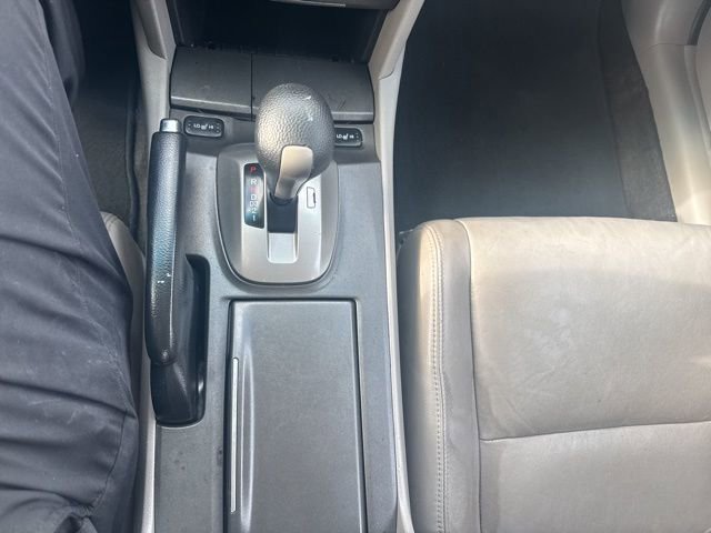 Used 2011 Honda Accord EX-L image 18