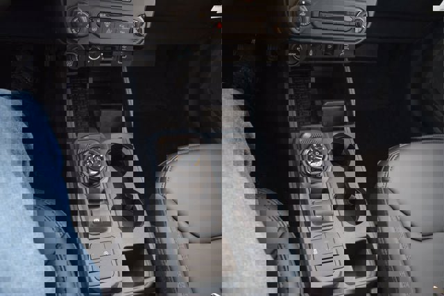 New 2025 Ford Maverick Lariat w/ Black Appearance Package image 10