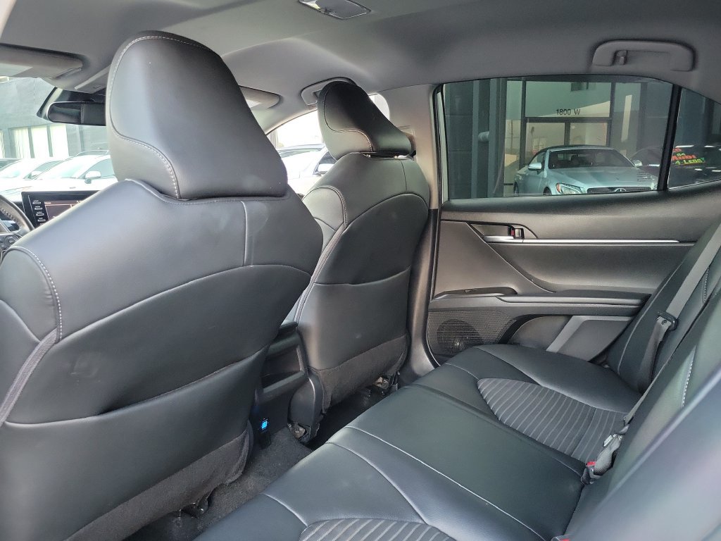 Used 2022 Toyota Camry SE w/ Carpet Mat Package (TMS) FWD image 13