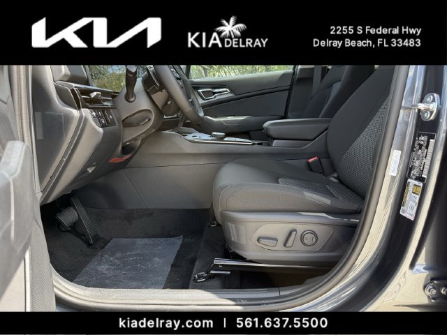 New 2027 Kia Sportage S FWD image 17