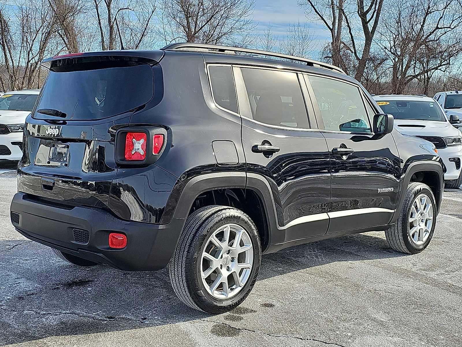 Used 2023 Jeep Renegade Latitude w/ Sun/Sound Group image 6