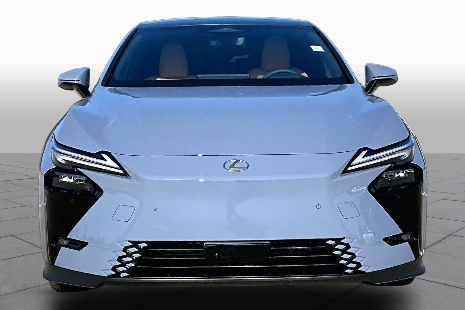 New 2026 Lexus ES 500e AWD/4WD image 3