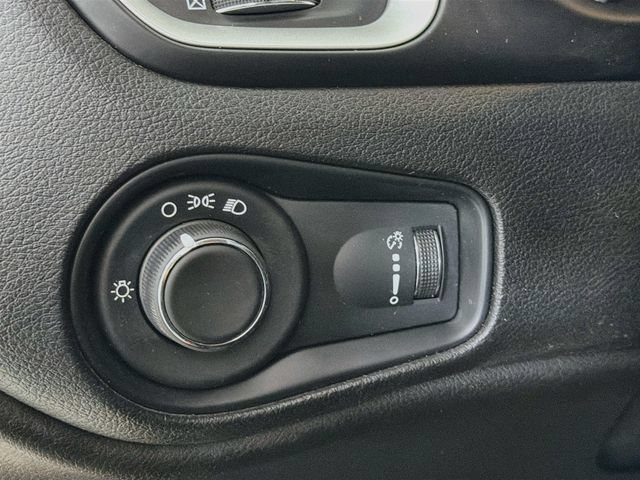Used 2020 Jeep Renegade Sport FWD image 10