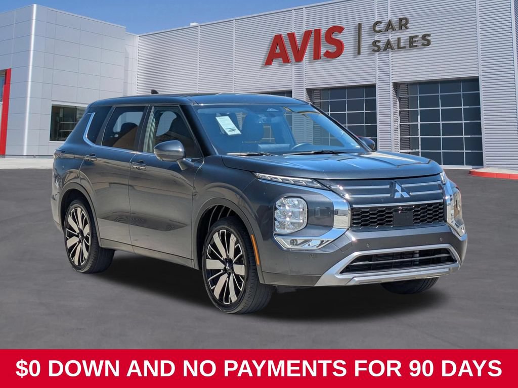 Used 2025 Mitsubishi Outlander SE AWD/4WD image 3