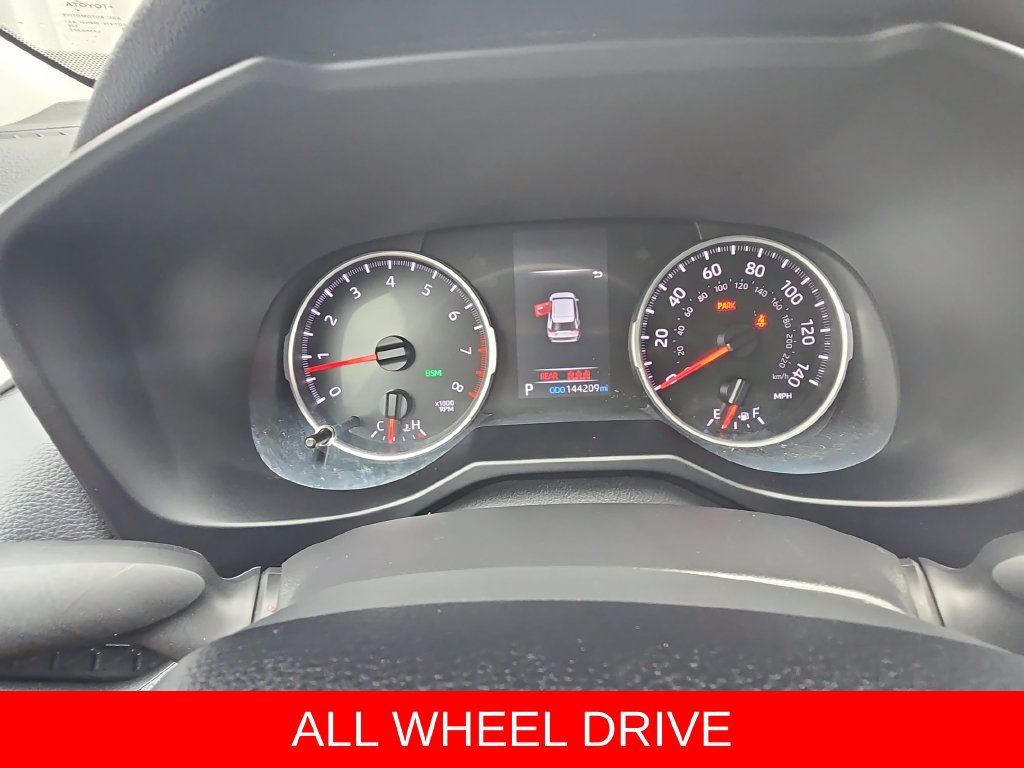 Used 2022 Toyota RAV4 LE AWD/4WD image 19