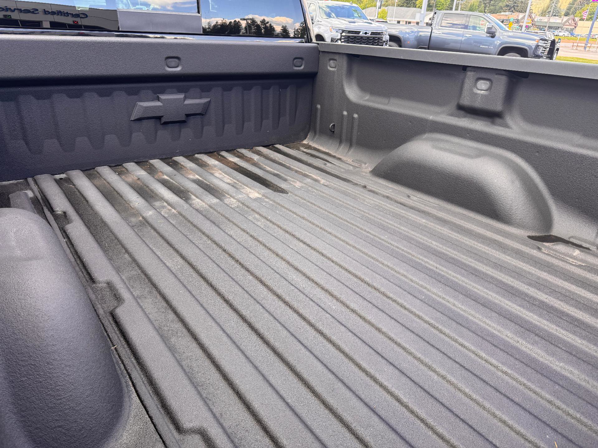 Used 2017 Chevrolet Silverado 1500 LT w/ All Star Edition AWD/4WD image 36
