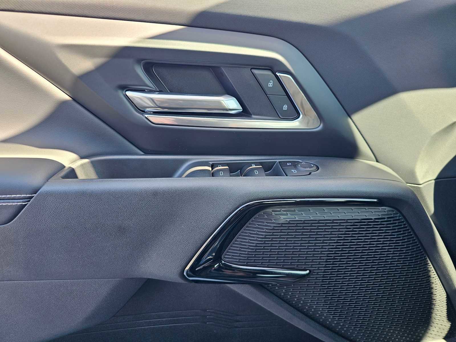 New 2026 Chevrolet Silverado EV LT image 29