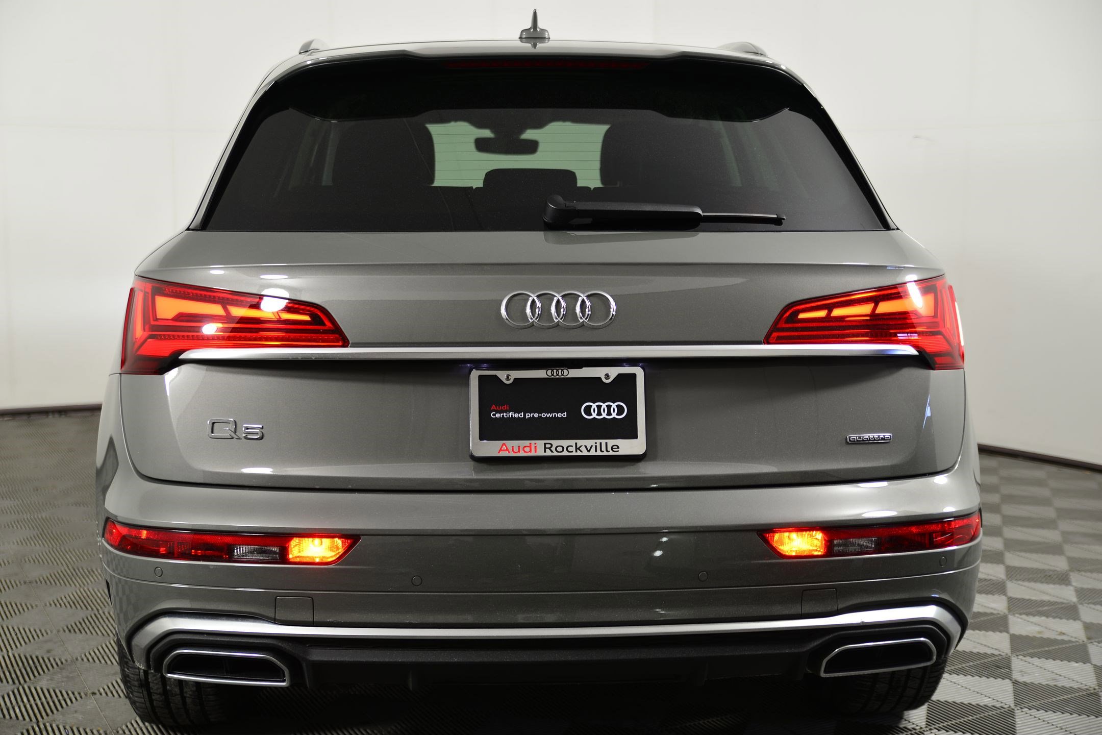 Certified 2023 Audi Q5 2.0T Premium w/ Convenience Package image 7