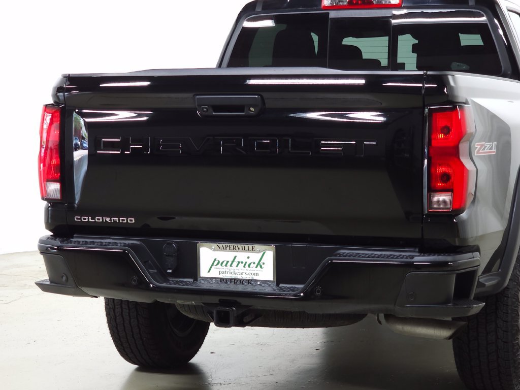 Used 2024 Chevrolet Colorado Z71 w/ Z71 Convenience Package 2 AWD/4WD image 7