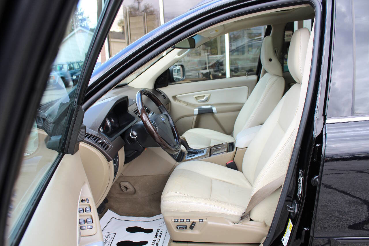 Used 2012 Volvo XC90 3.2 image 11