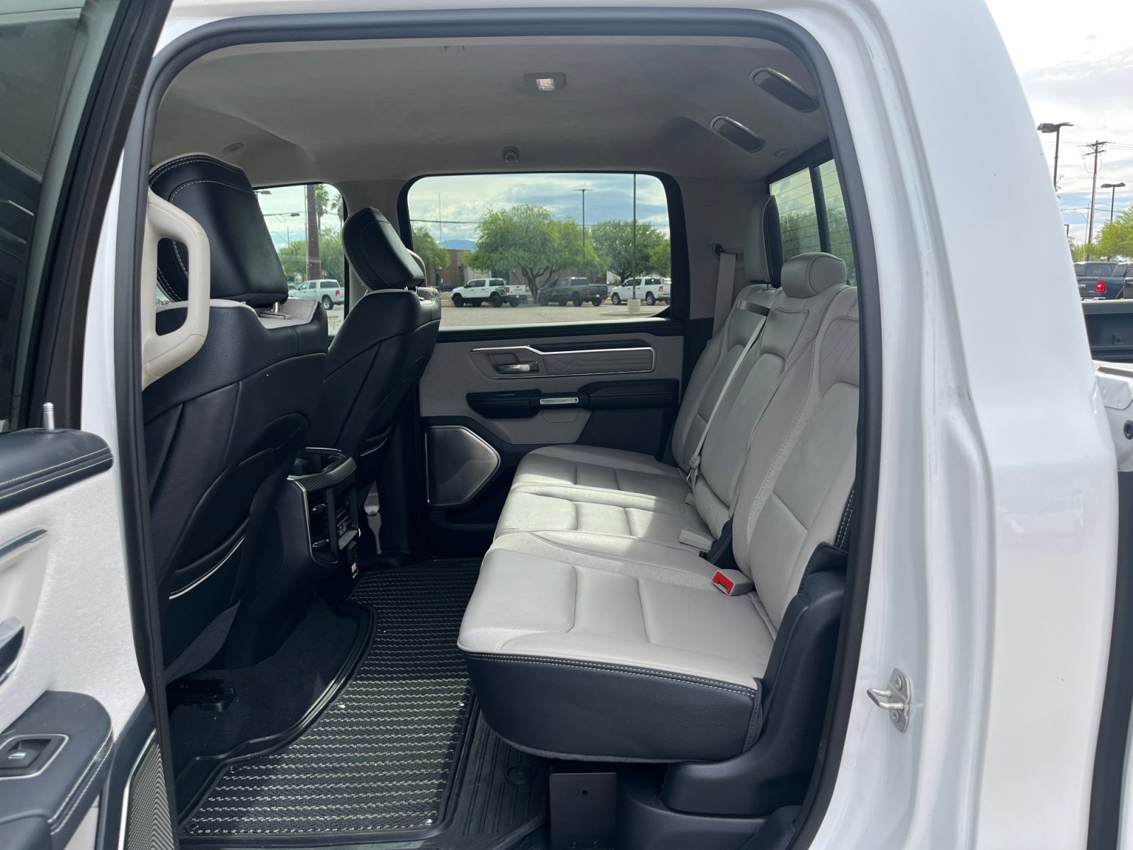 Used 2023 RAM 1500 Limited RWD image 17