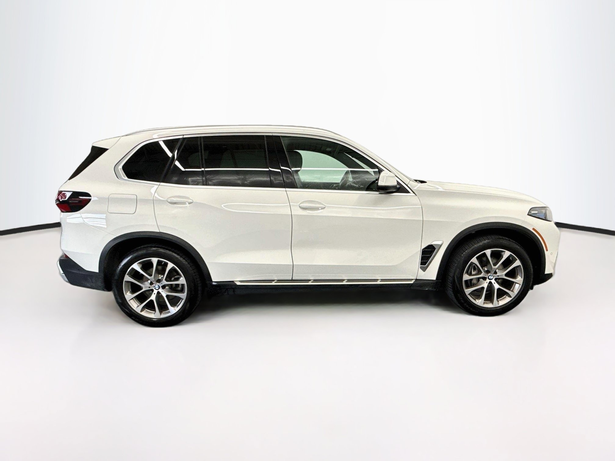 Used 2026 BMW X5 sDrive40i RWD image 10