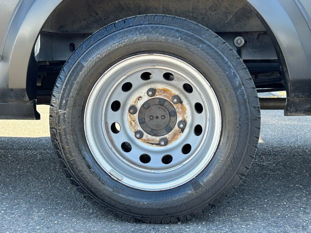 Used 2020 Ford Transit 350 XL image 35