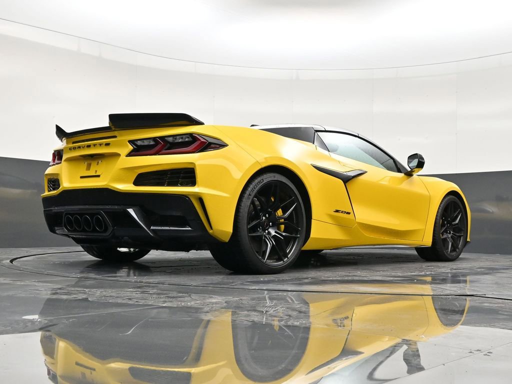 Used 2026 Chevrolet Corvette Z06 image 24