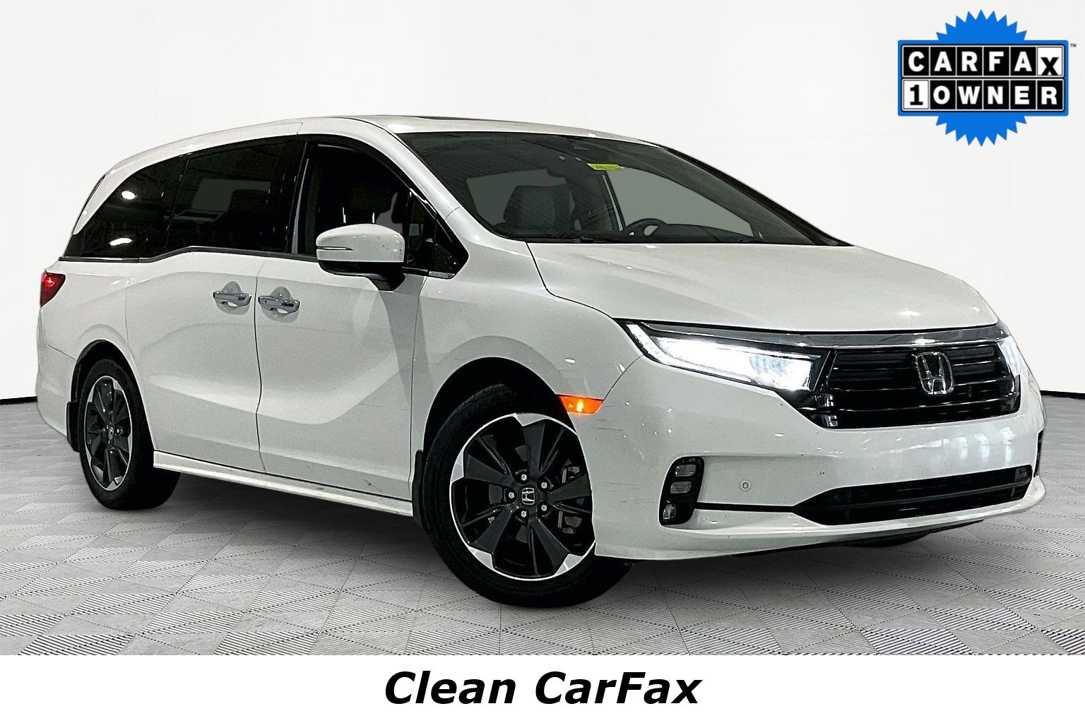 Used 2022 Honda Odyssey Elite image 3