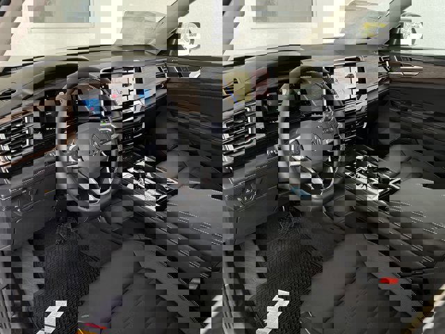 New 2026 Volkswagen Atlas SEL image 11