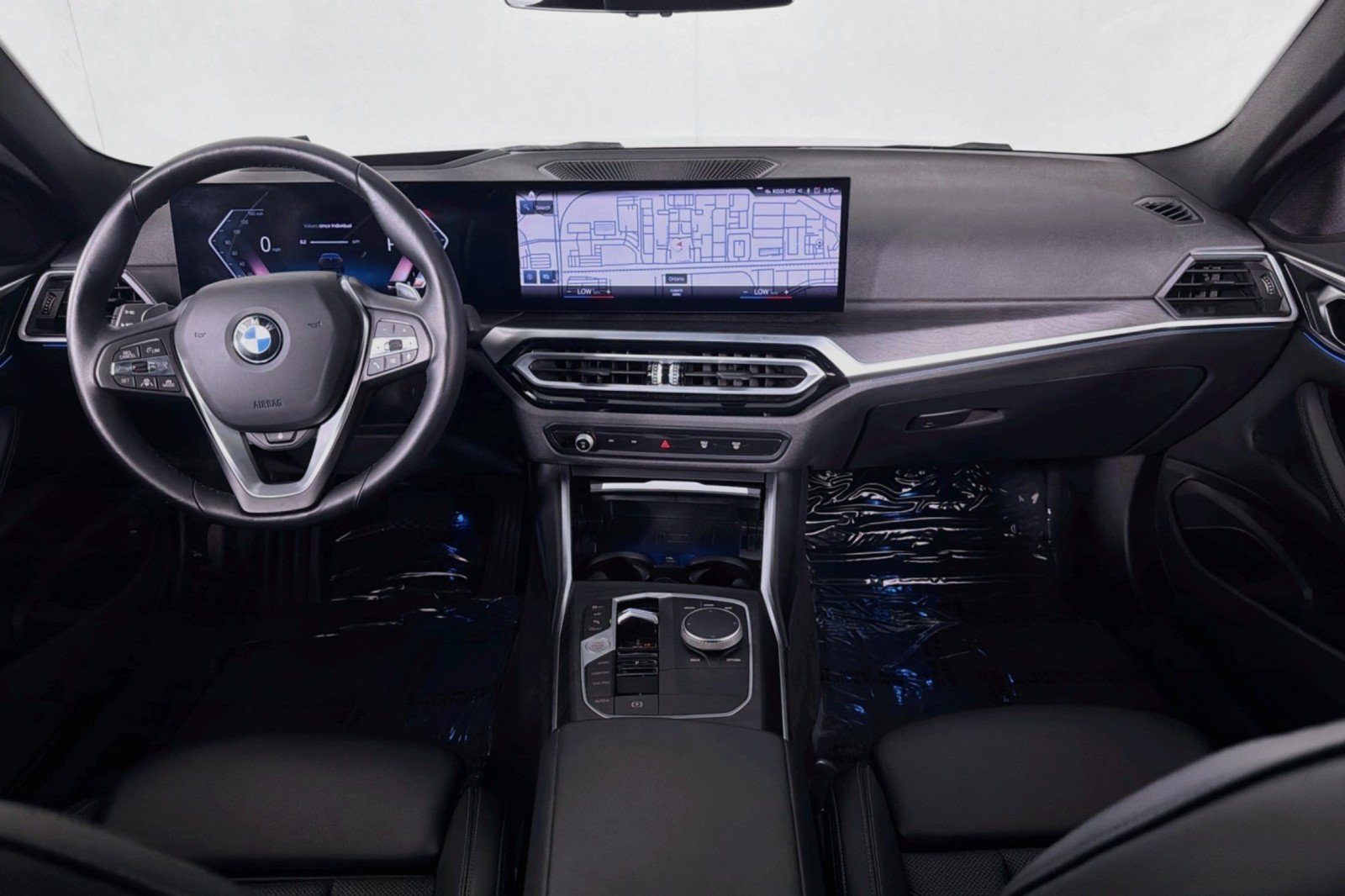 Used 2024 BMW 430i Coupe w/ Premium Package RWD image 4