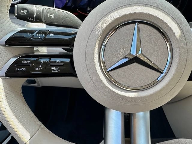 Used 2023 Mercedes-Benz E 450 4MATIC Cabriolet image 25