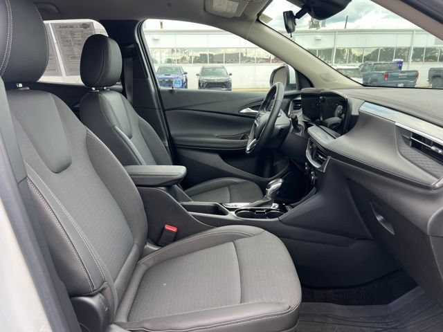 Used 2024 Buick Encore GX Preferred w/ Comfort Package AWD/4WD image 12