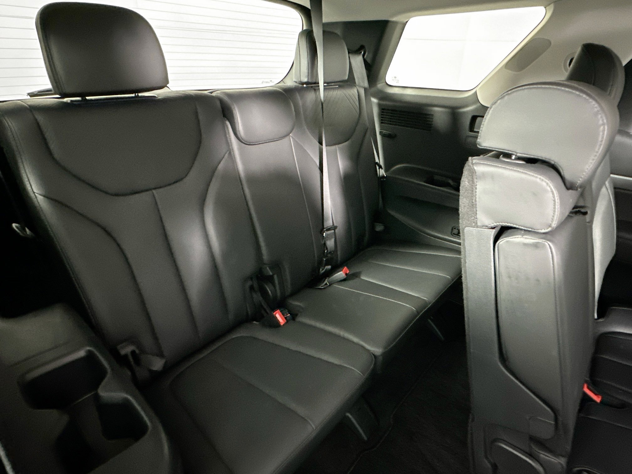 Used 2023 Hyundai Palisade SEL w/ Cargo Package FWD image 29