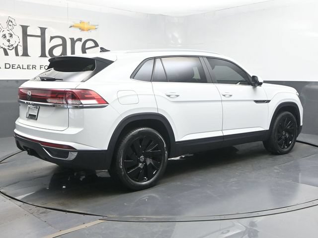 Used 2024 Volkswagen Atlas Cross Sport SE w/ Black Wheel Package FWD image 51