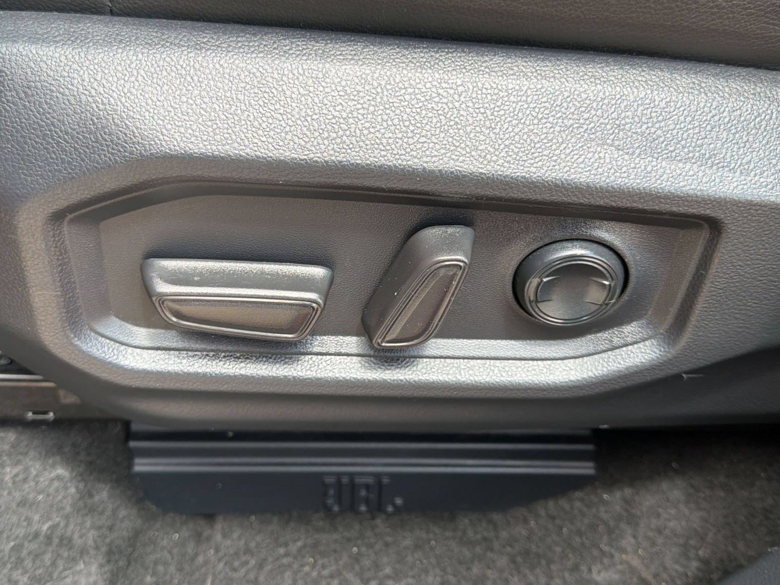 Used 2023 Toyota Tundra Limited RWD image 14
